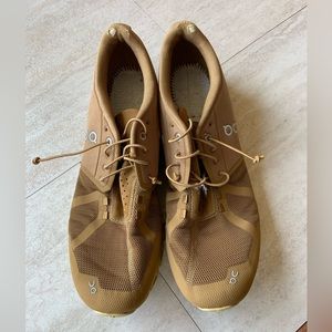 Men’s Running Shoes On Running